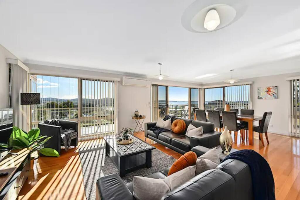 Vila Windbourne House The Ultimate Base St Helens Exteriér fotografie